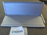 Microsoft Surface Pro 5 (2017)
