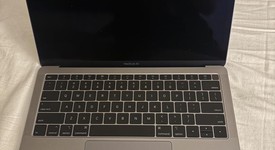 Good
													MacBook Air 2019 - 13" - I5, Gray, 128 GB, 8 GB, photo 4 of 5