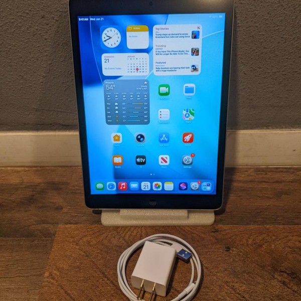 Apple iPad 9th Gen - Wi-Fi, 64 GB, Silver, A2602