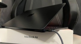 Mint
													MacBook Air 2025 (M4) - 13" - Apple M4, Midnight, 1 TB, 16 GB, photo 4 of 8