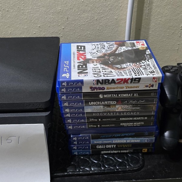 PlayStation 4 Slim - Black, 500 GB