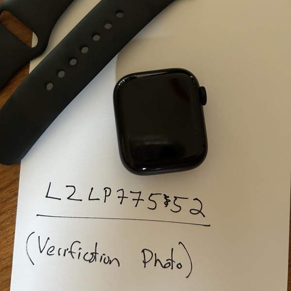 Apple Watch Series 8 41mm - Unlocked, Midnight, A2772 - Cellular, Aluminum