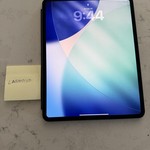 Good Apple iPad Pro 13 inch (M4) 2024 - Wi-Fi, 512 GB, Black, 8 GB, A2925, Standard Glass