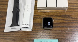 Fair
													Apple Watch Series 2 42mm - Gold, 8 GB, A1758, Aluminum, photo 1 of 8