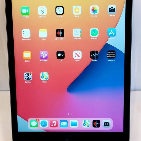 Apple iPad (9th Gen) - AT&T, 64 GB, Gray, A2603