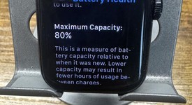 Good
													Apple Watch SE 2nd Gen 40mm - Unlocked, Midnight, A2726 - Cellular, Aluminum, photo 2 of 11