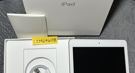 Good
													Apple iPad 5th Gen - Wi-Fi, Gold, 128 GB, A1822, photo 1 of 20