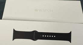New
													Apple Watch Series 10 42mm - Unlocked, Natural, A3001 - Cellular, Titanium, photo 3 of 4