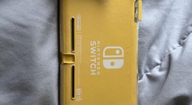 Good
													Nintendo Switch Lite - Yellow, photo 2 of 6
