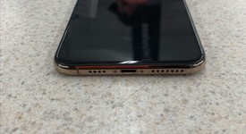 Mint
													Apple iPhone Xs Max - Unlocked, Gold, 64 GB, A1921, photo 1 of 8