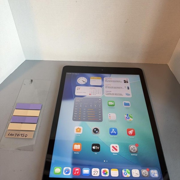 Apple iPad (9th Gen) - Wi-Fi, 64 GB, Gray, A2602