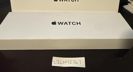 New
													Apple Watch SE 2nd Gen 44mm - Unlocked, Midnight, A2727 - Cellular, Aluminum, photo 1 of 2
