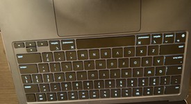 Good
													MacBook Air 2022 - 13" - Apple M2, Silver, 256 GB, 16 GB, photo 4 of 6