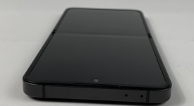 Good
													Samsung Galaxy Z Flip6 - Unlocked, Black, 512 GB, 12 GB, SM-F741U1, photo 5 of 7