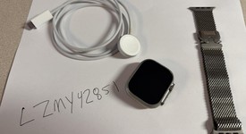 Good
													Apple Watch Ultra 49mm - Verizon, Titanium, A2622, photo 2 of 17