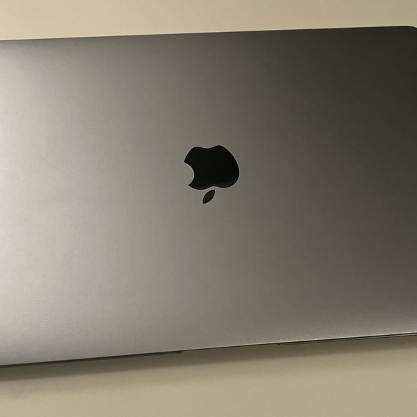 MacBook Air 2020 - 13 inch - 256 GB, Gray, 8 GB, Apple M1
