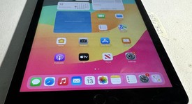 Good
													Apple iPad 6th Gen - Wi-Fi, Gray, 32 GB, A1893, photo 2 of 5