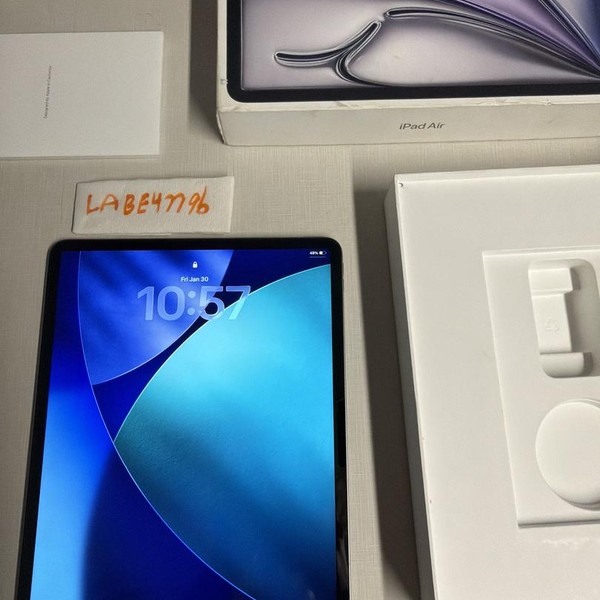 Apple iPad Air 13 inch (M3) 2025 - Wi-Fi, Gray, 128 GB