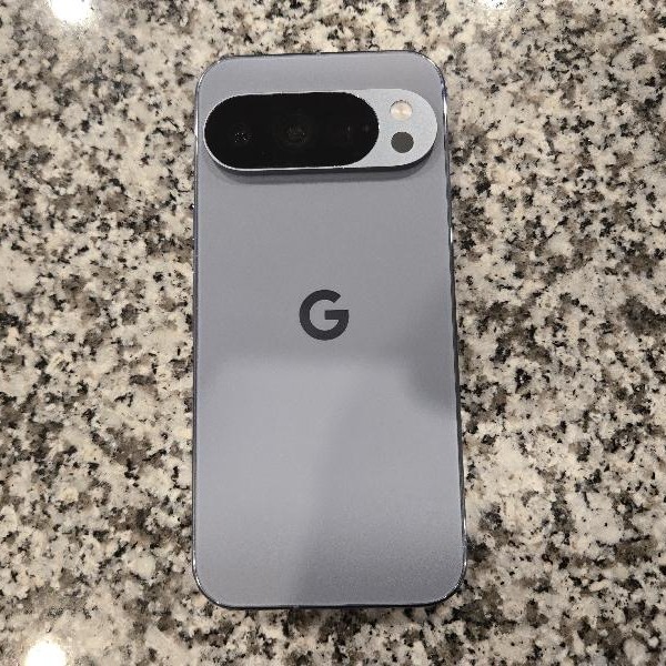 Google Pixel 10 Pro XL - Unlocked, 256 GB, Moonstone, GUL82