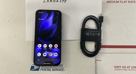 Mint
													Google Pixel 9a - Unlocked, Obsidian, 128 GB, 8 GB, photo 2 of 8