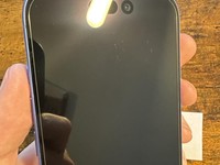 Apple iPhone 16
