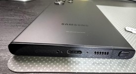 Good
													Samsung Galaxy S23 Ultra - AT&T, Black, 512 GB, 12 GB, SM-S918U, photo 3 of 5