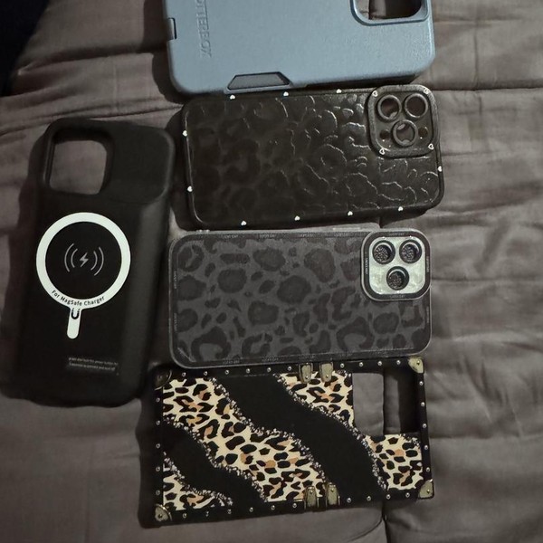 Apple iPhone 15 Pro Max - Unlocked, 256 GB, Black, A2849