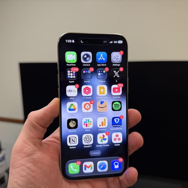 Apple iPhone Air - Unlocked, 512 GB, Cloud White, A3260