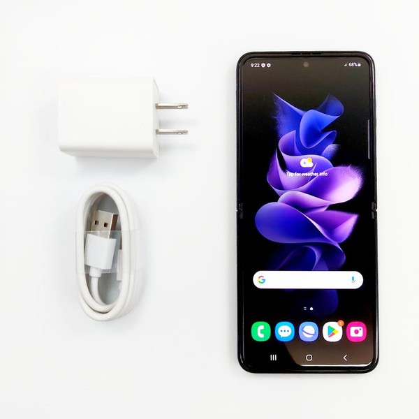 Samsung Galaxy Z Flip3 5G - Unlocked, 128 GB, Black, 8 GB, SM-F711U1