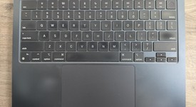 Good
													MacBook Air 2022 (M2) - 13" - Apple M2, Midnight, 256 GB, 16 GB, photo 4 of 9