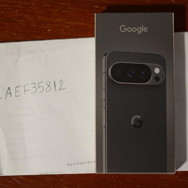 Google Pixel 10 Pro - Unlocked, 128 GB, Obsidian, G4QUR