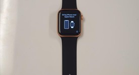 Mint
													Apple Watch Series 5 44mm - Gold, A2093 - GPS, Aluminum, photo 2 of 8