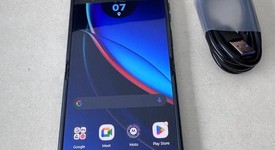Mint
													Motorola Razr Plus (2023) - Unlocked, Black, 256 GB, 8 GB, photo 1 of 11