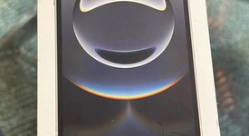 Mint
													Apple iPhone 16e - Unlocked, White, 128 GB, A3212, photo 1 of 10