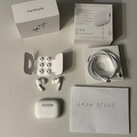 Used Apple AirPods Pro 2 - USB-C