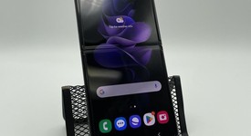 Mint
													Samsung Galaxy Z Flip3 5G - Unlocked Non-US, Black, 256 GB, 8 GB, SM-F7110, photo 1 of 8