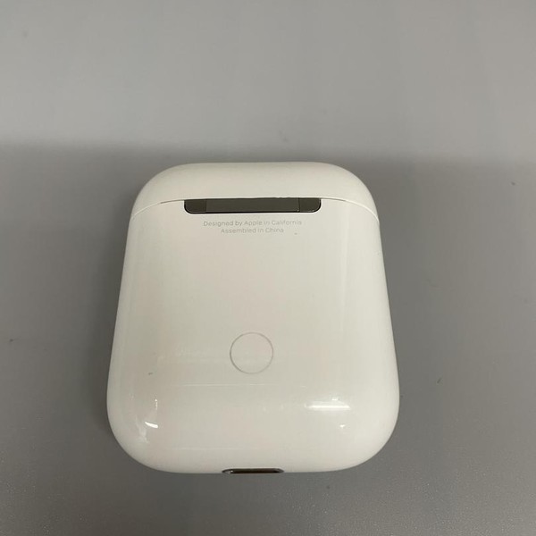 Apple AirPods 2nd Gen - Lightning Case