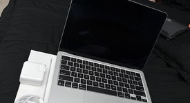 Mint
													MacBook Air 2025 (M4) - 13" - Apple M4, Silver, 256 GB, 16 GB, photo 2 of 8