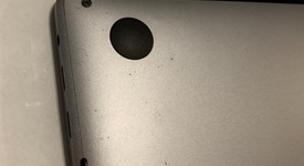 Good
													MacBook Pro 2017 (With Touch Bar) - 13" - I5, Gray, 256 GB, 8 GB, photo 5 of 6