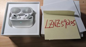 Used
													Apple AirPods Pro 2 - Lightning, photo 1 of 8