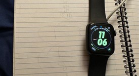 Good
													Apple Watch Series 5 40mm - Gray, A2092 - GPS, Aluminum, photo 1 of 4