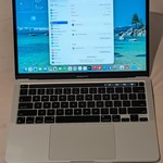 Good MacBook Pro 2022 - 13 inch - 256 GB, Silver, 8 GB, Apple M2
