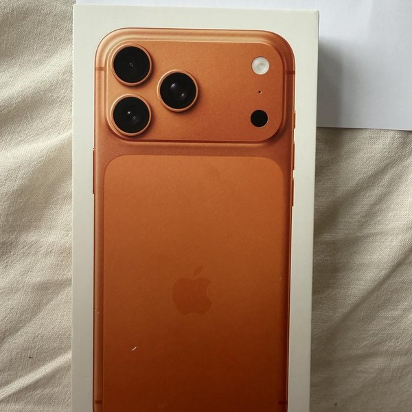 Apple iPhone 17 Pro Max - Unlocked, 512 GB, Cosmic Orange, A3257