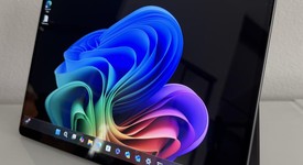 Mint
													Microsoft Surface Pro 11 - Black, 512 GB, 16 GB, photo 2 of 8