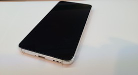 Good
													Samsung Galaxy S22 - Verizon, White, 256 GB, 8 GB, SM-S901U, photo 3 of 5