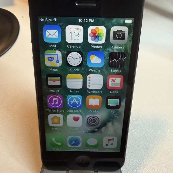 Apple iPhone 5 - Unlocked, 16 GB, Black, A1428