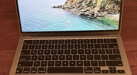 Mint
													MacBook Air 2022 - 13" - Apple M2, Gray, 512 GB, 16 GB, photo 1 of 20