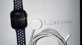 Good
													Apple Watch Series 7 45mm - Verizon, Midnight, A2477 - Cellular, Nike, photo 2 of 6