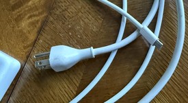 Good
													MacBook Pro 2018 (With Touch Bar) - 13" - I5, Silver, 512 GB, 8 GB, photo 5 of 11