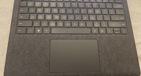 Mint
													Microsoft Surface Laptop 4 - Ryzen 5, Platinum, 256 GB, 8 GB, 13.5", photo 3 of 11